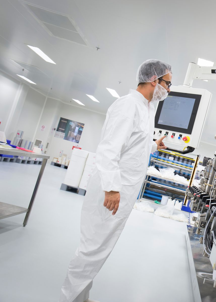 Gergonne, Zuschnitt von Medizinprodukten im Reinraum der Klasse ISO 8