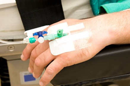 <ul><li>Klebeverband aus weichem ungewebten Stoff und Polyurethanfolie</li><li>Entwickelt für den echogesteuerten intravenösen peripheren Zugang</li></ul>