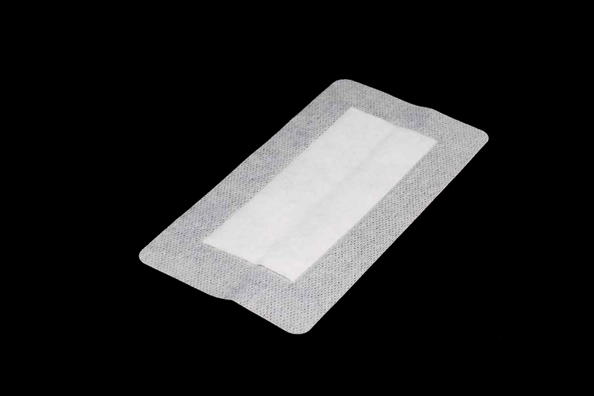 <ul><li>Soft non-woven and adhesive polyurethane film</li><li>Protects and helps healing of advanced wounds</li><li>Atraumatic removal&nbsp; </li></ul>
<ul></ul>