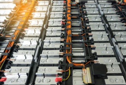 <ul><li>Adhésif de transfert pour l'assemblage de cellules des modules de batterie de voiture électrique</li></ul>
